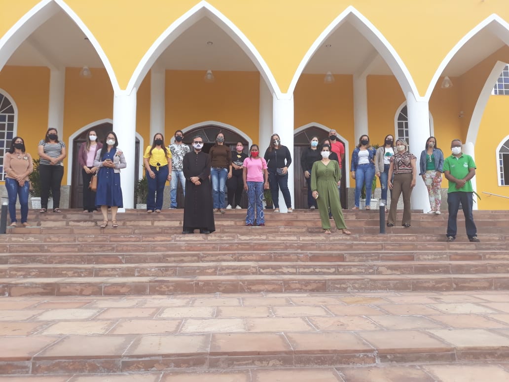 Servidores da Secretaria de Educação realizam campanha solidária