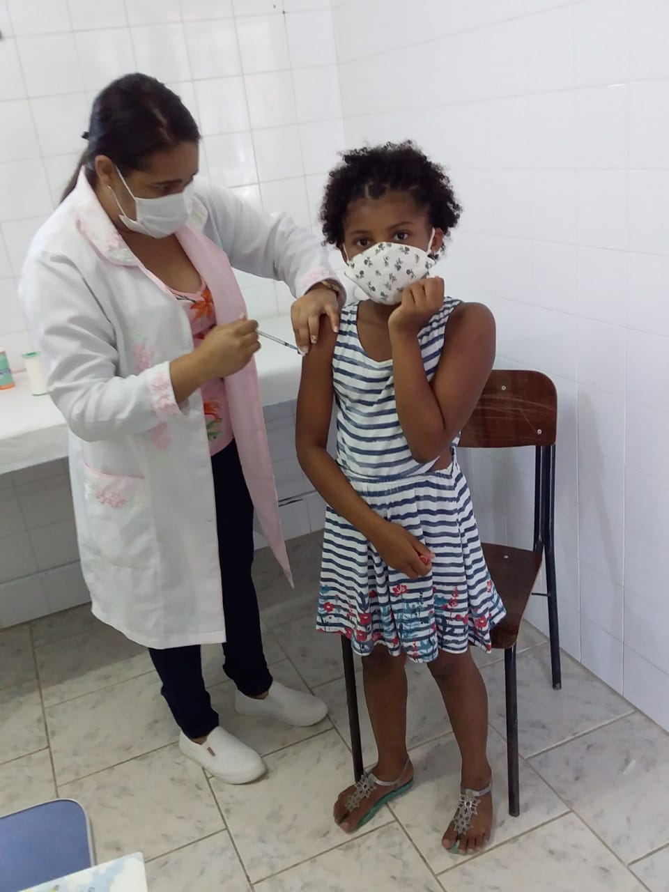 Prefeitura de Itambé intensifica vacinação infantil contra a Covid-19 nos distritos e zona rural