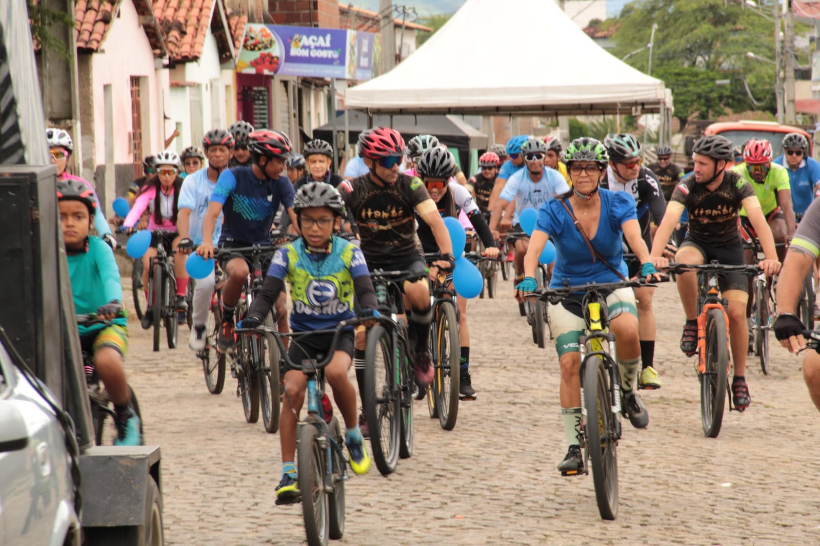 Grupos de Pedal de Itambé promoveram passeio ciclístico em alusão ao Novembro Azul