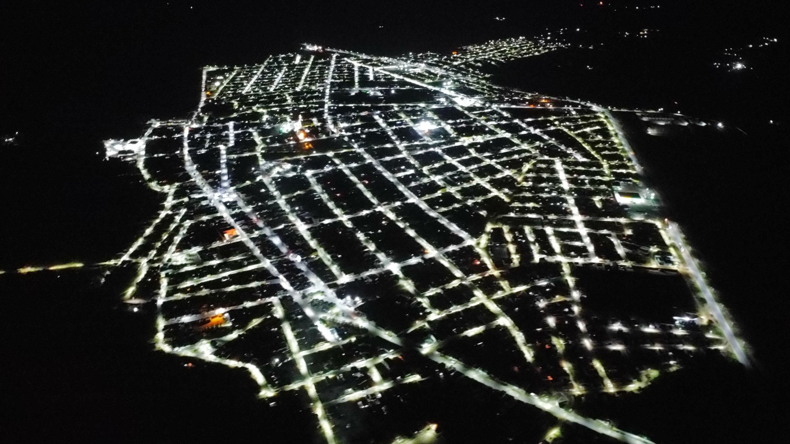 Modernização da iluminação pública: Área urbana de Itambé agora é 100% LED