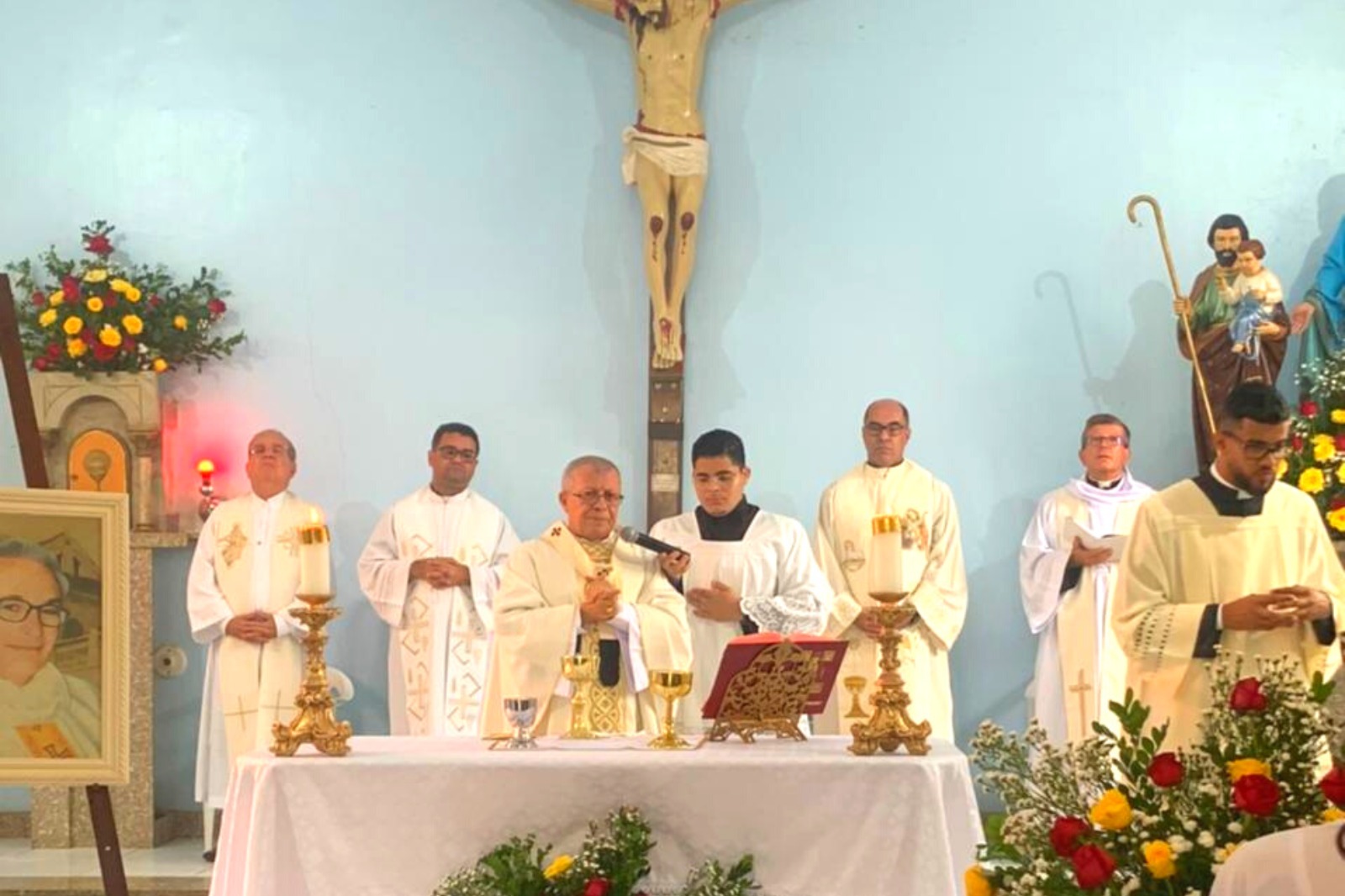 Emoção, devoção e fé: Cerimônia marca o translado dos restos Mortais do Padre Antônio Polito