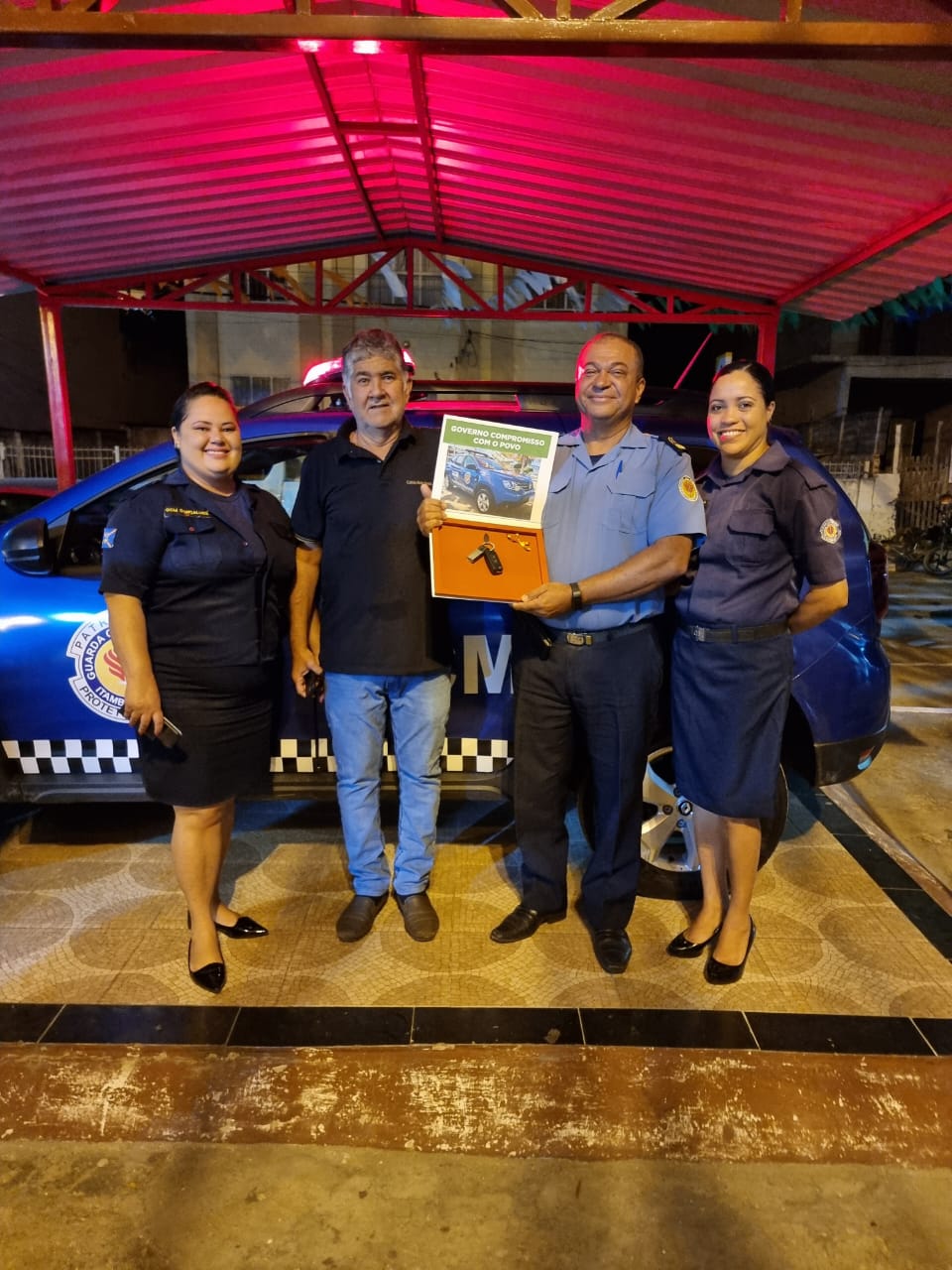 Prefeitura de Itambé, em parceria com a Câmara de Vereadores, entrega nova viatura à Guarda Municipal