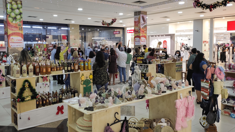 Itambé é destaque na Feira Natalina da Economia Solidária em Vitória da Conquista