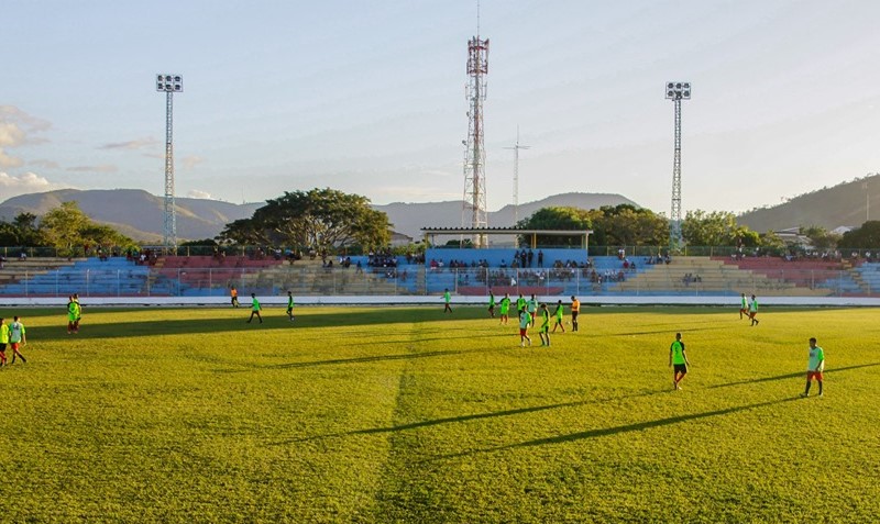Fios de cobre são furtados da rede de iluminação do Estádio Osório Ferraz
