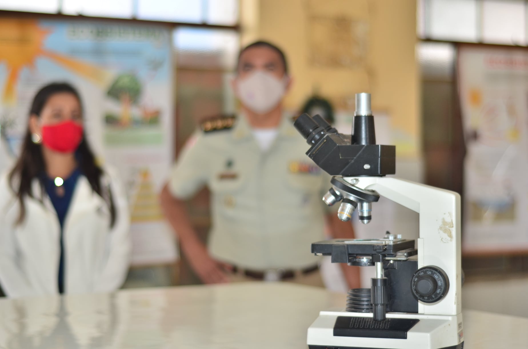 EM VISITA À ESCOLA MILITARIZADA, AUTORIDADES AVALIAM POSITIVAMENTE A AMPLA REFORMA EXECUTADA NO ESPAÇO