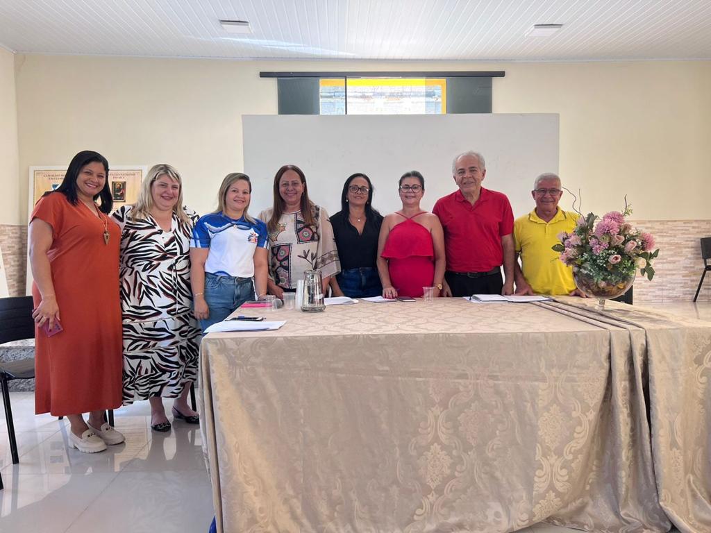 Dirigentes Municipais de Educação e Equipes Técnicas participaram do Encontro Territorial Médio Sudoeste em Itambé