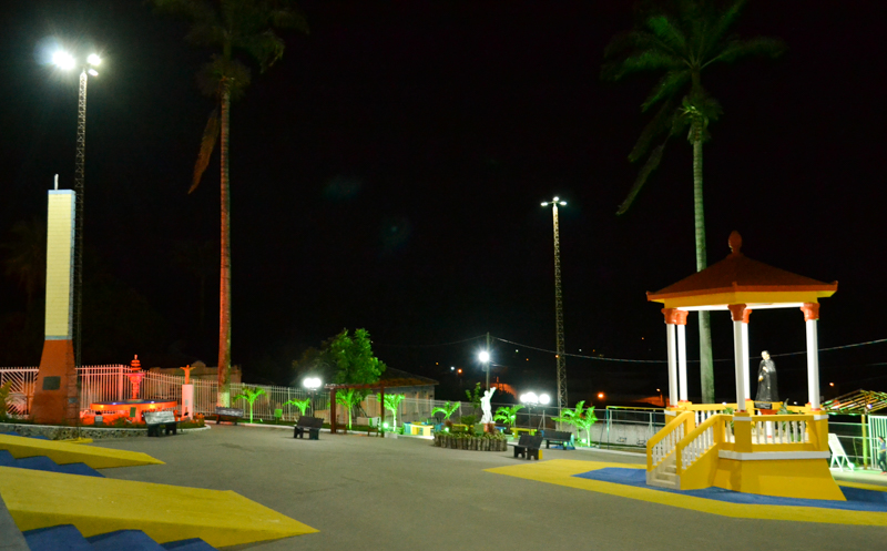 Praça São Sebastião é o novo cartão postal de Itambé