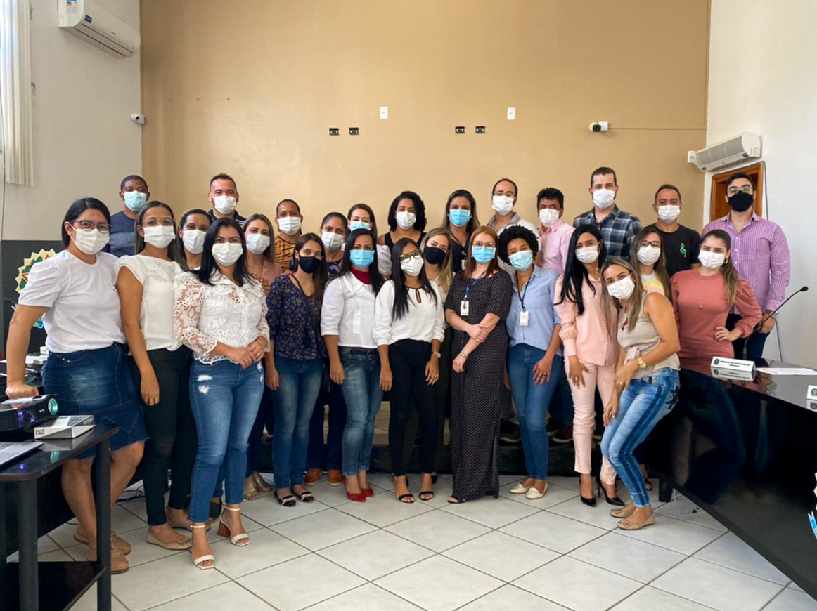 Projeto Policlínica Itinerante realiza encontro com profissionais de saúde de Itambé