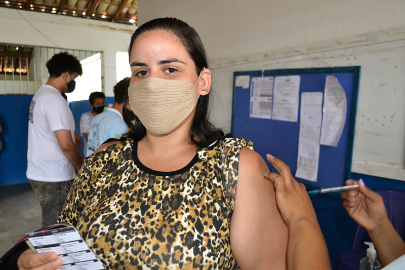 Vacinação contra a Covid-19 segue com força em Itambé