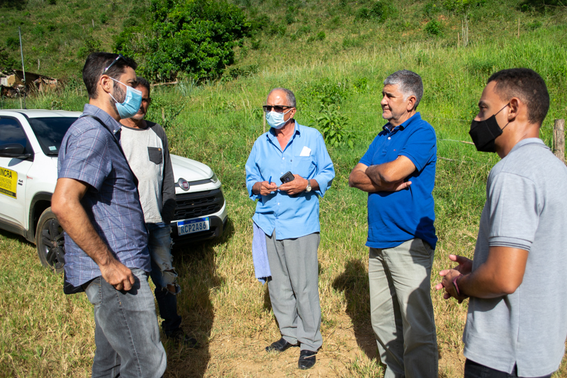Técnicos do INCRA realizam visita técnica em Itambé para avaliar pavimentação de estradas vicinais