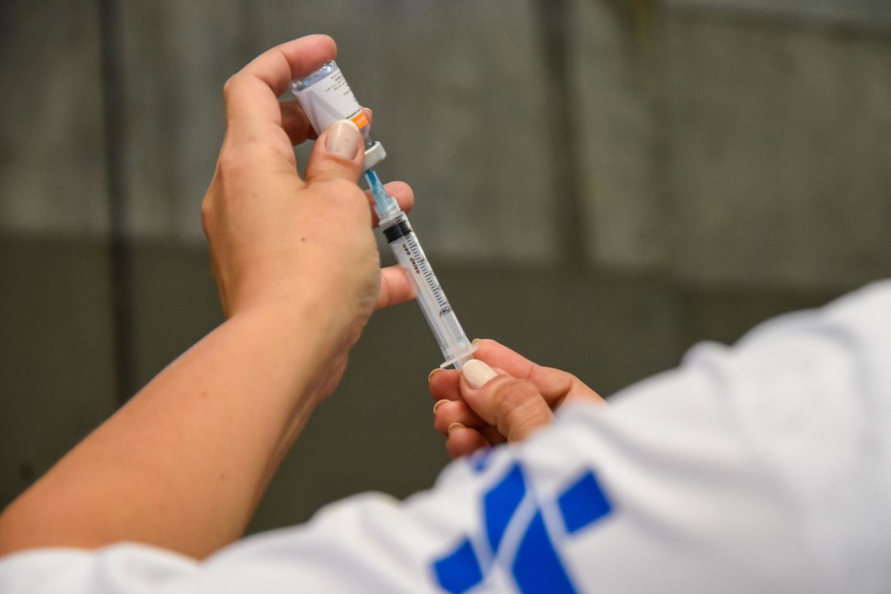 Nesta quinta (10), Itambé segue aplicando 1ª, 2ª e dose reforço contra a Covid-19