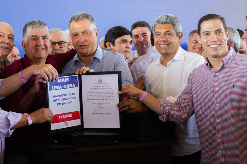 Governo do Estado e Prefeitura de Itambé celebram convênio para pavimentação de ruas no Felipe Achy
