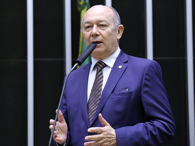 Deputado José Nunes busca implantação de telefonia celular em Cassilândia