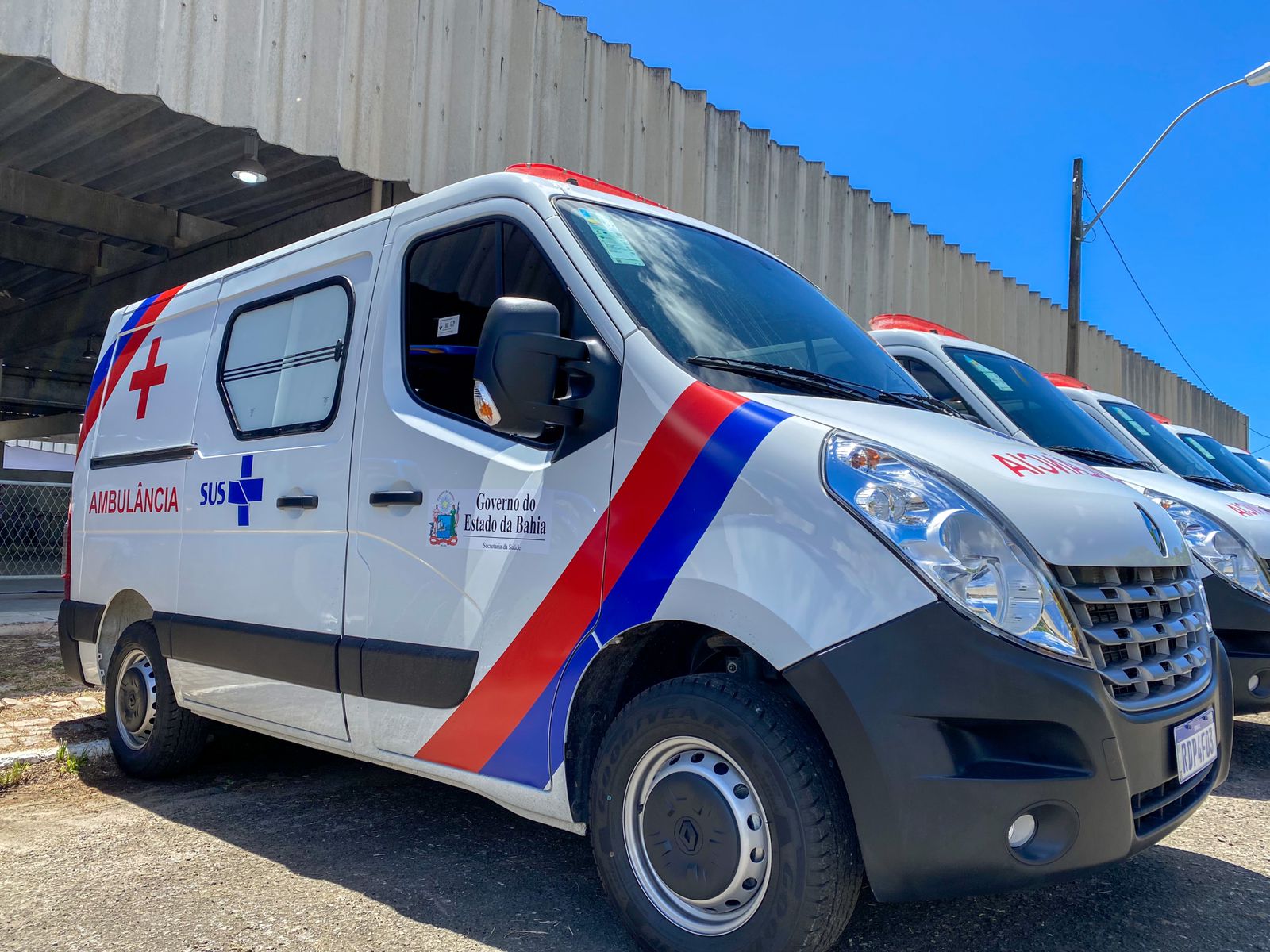 Saúde em Itambé é reforçada com a entrega de ambulância