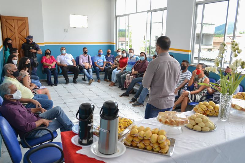 Prefeitura de Itambé oferece café da manhã em homenagem aos trabalhadores