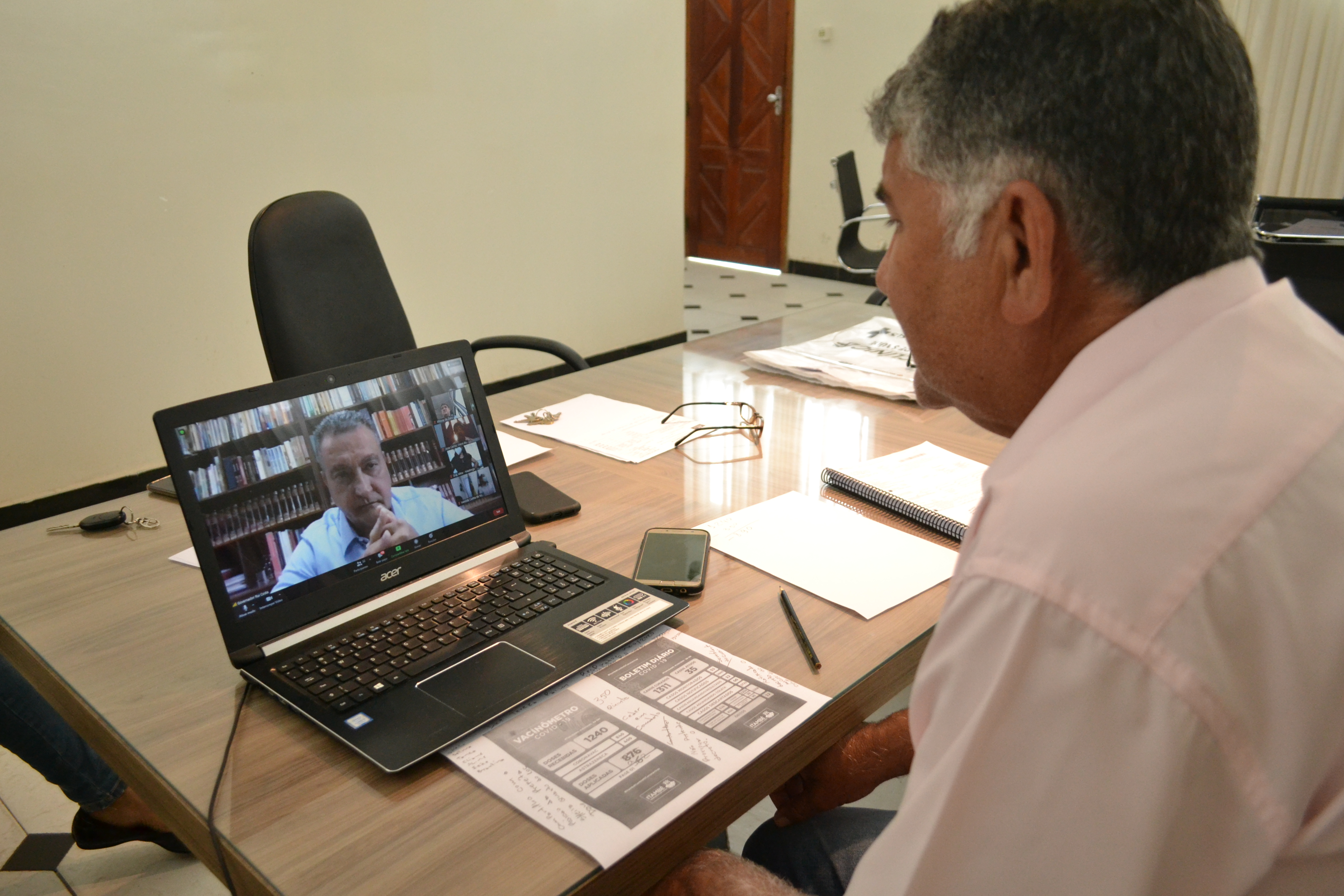 Reabertura do comércio até sexta-feira: Prefeito Candinho participa de videoconferência com o Governador Rui Costa