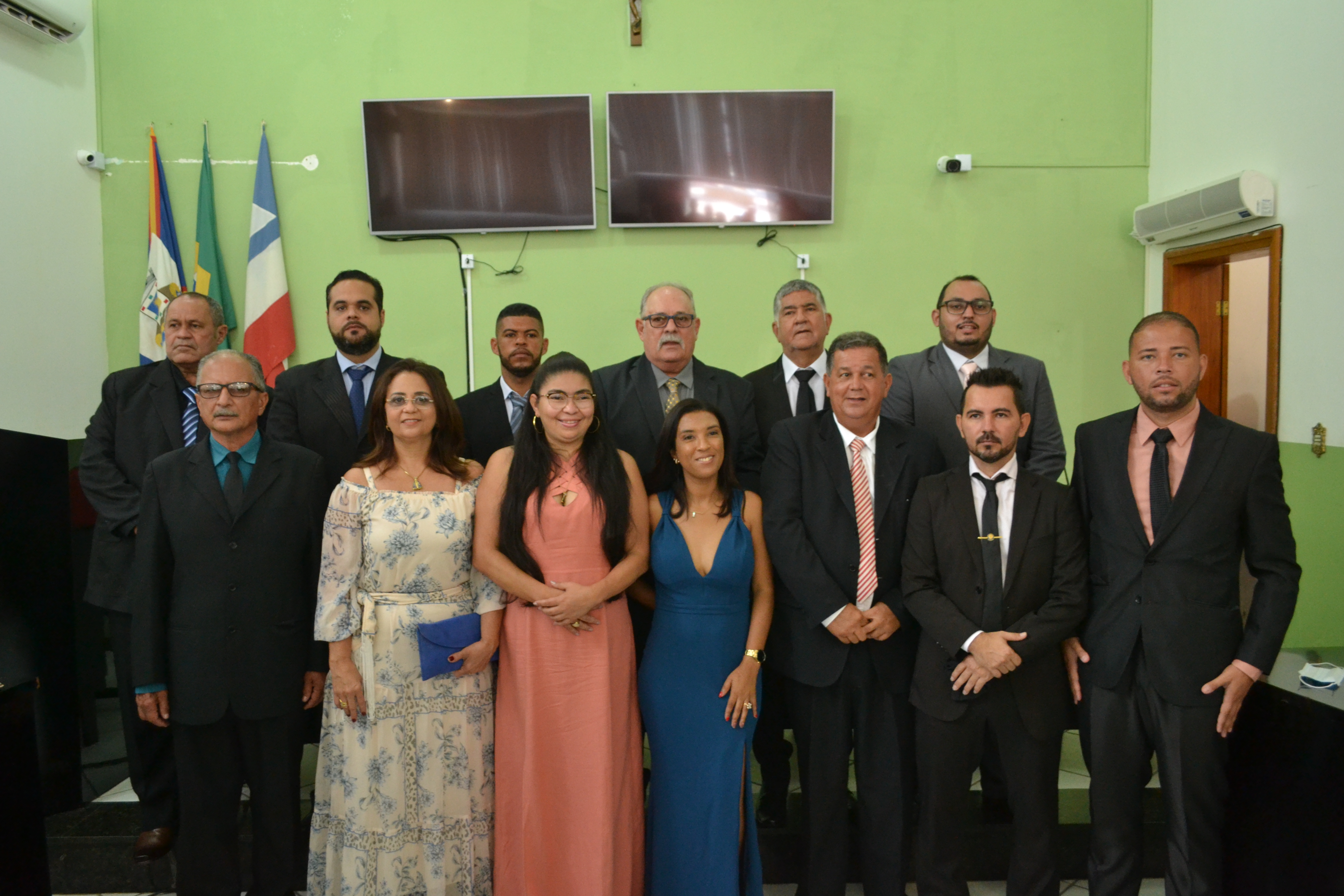 Prefeito, vice e vereadores são empossados nesta sexta (01)